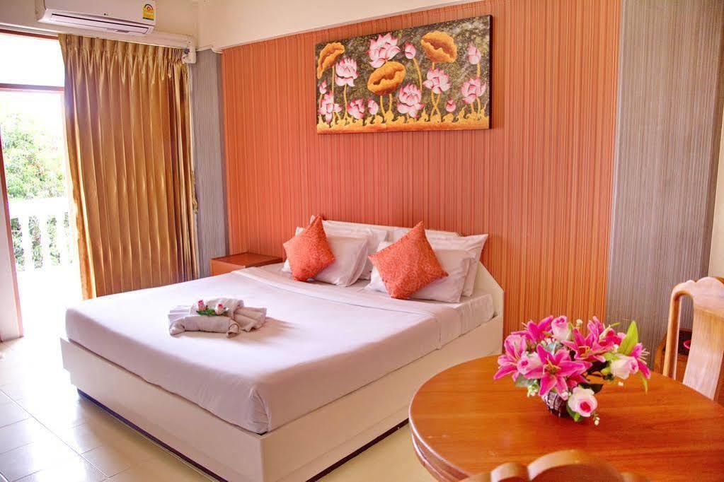 The Sun Resort & Spa Pattaya Exterior foto
