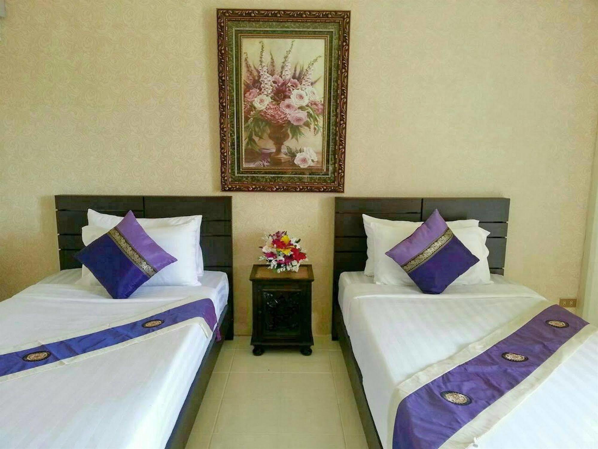 The Sun Resort & Spa Pattaya Exterior foto